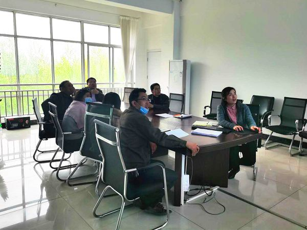 瑞科成套电气有限公司召开经营分析会